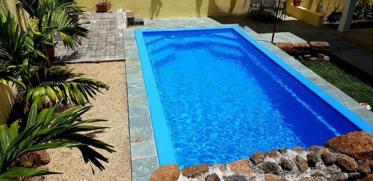 Colosseo Apartments Grand Baie Bagian luar foto