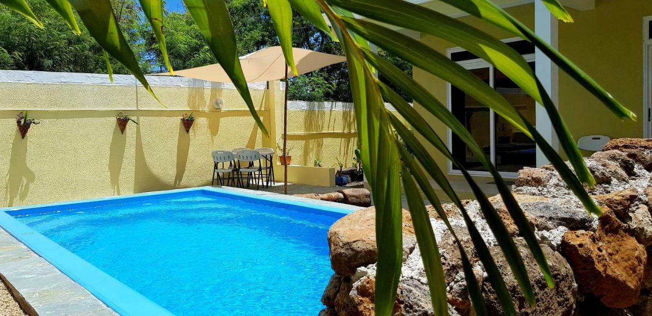 Colosseo Apartments Grand Baie Bagian luar foto